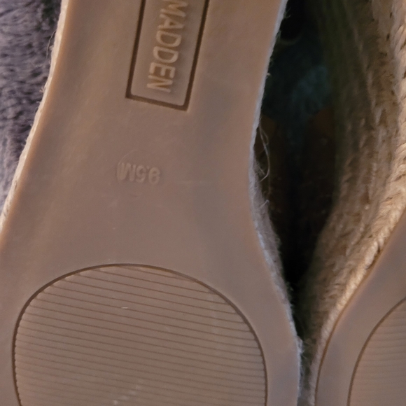 Steve Madden NWOT size 9.5 - Picture 6 of 8